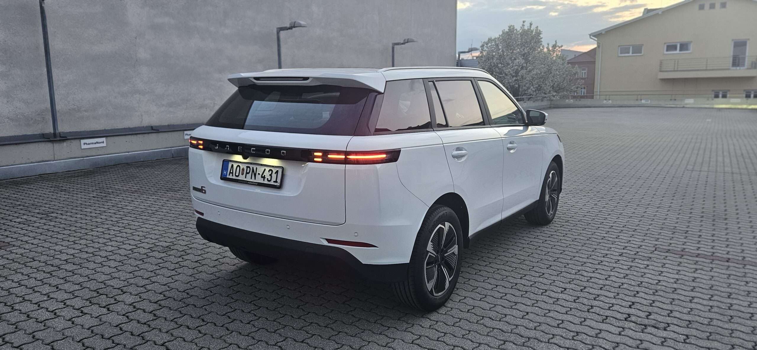 Jaecoo 5 Exclusive 1.6TGDi 147Le - Image 8